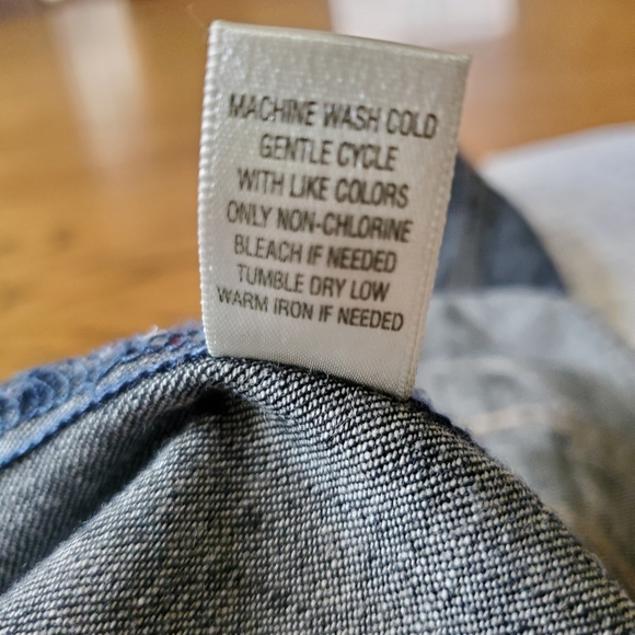 Christopher and Banks jean jacket. Small - Picture 7 of 7